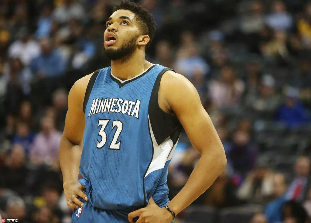 球迷们带来 球迷们带来