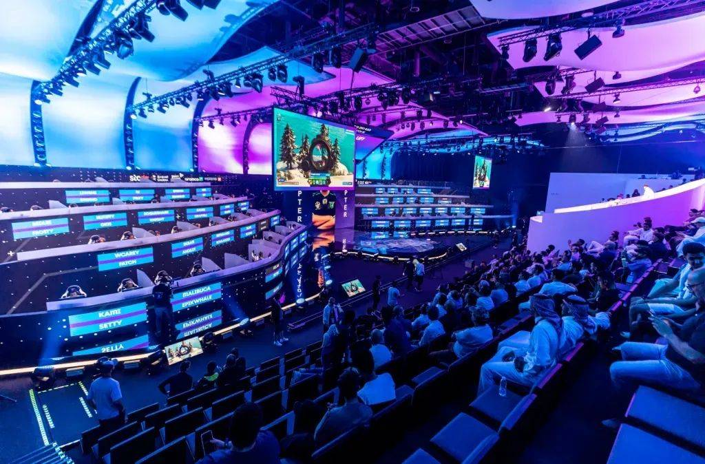 在比赛后段 在比赛后段