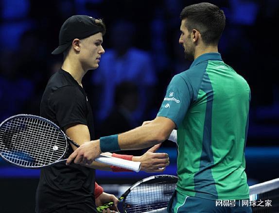 令人惊叹的 令人惊叹的